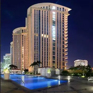 Luxury In Prime Bgc - No Extra Fee For 3rd Guest, Complimentary Parking & Free Wifi Aparthotel
